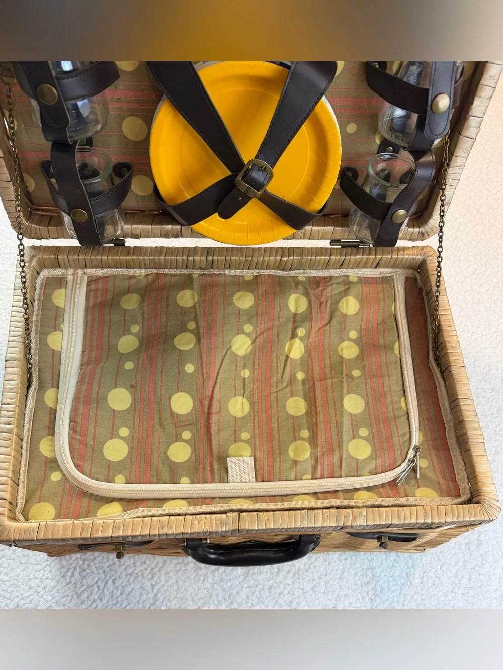 (VTG) Tan/Brown Insulated Woven Rattan Wicker Picnic Basket, OS